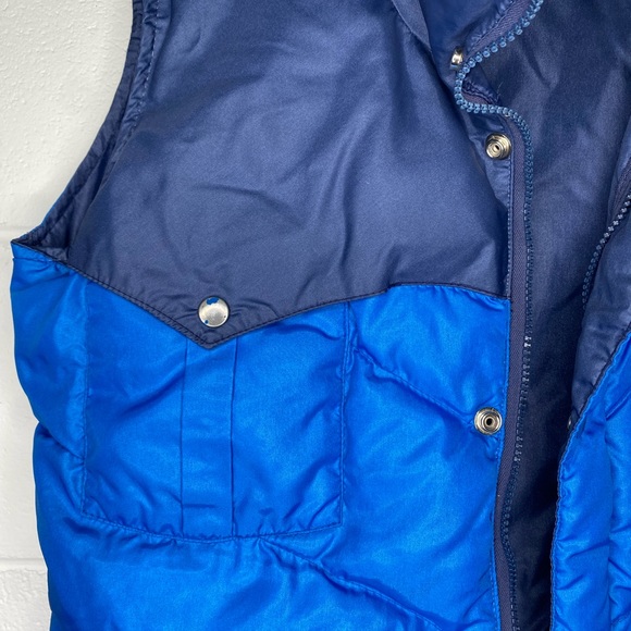 VTG Puffer Vest - Picture 6 of 9